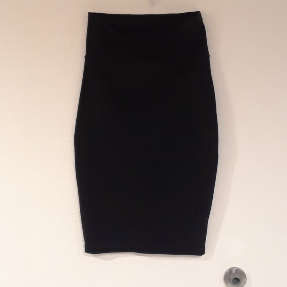Bebe Black Pencil Skirt Size Small
